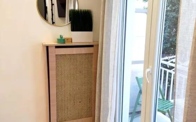Urban Studio Apartment 2