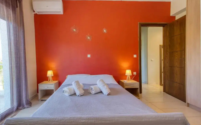 2-Bedroom, Sea-View Apartment - Balcony in Heaven!