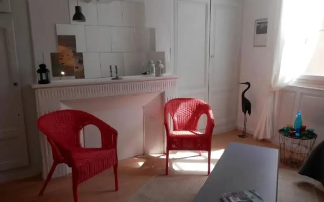 Studio in Bergerac, With Wonderful City View and Wifi