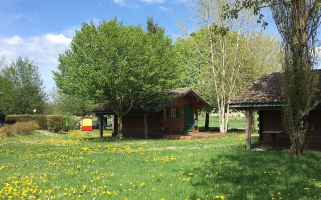 Chalets Etape du Camping Le Bivouac
