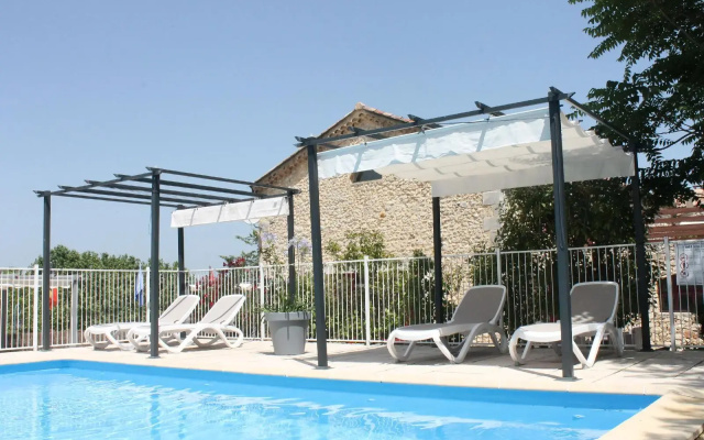 Mont Bouquet Lodge