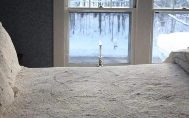 The Trumbull House Bed and Breakfast