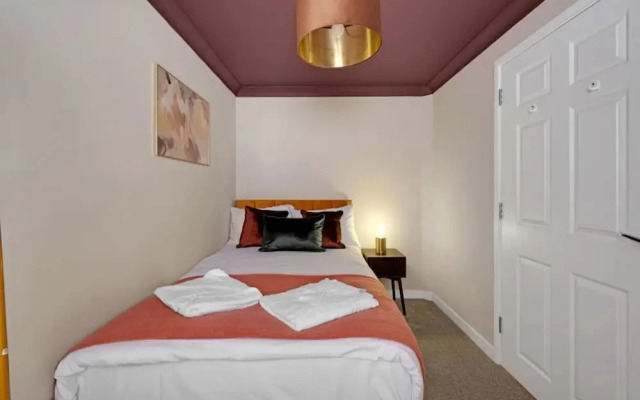 Harland Haven Spacious 4BR House in Ipswich