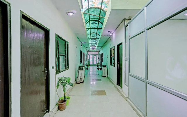 OYO Collection O Hotel Marigold