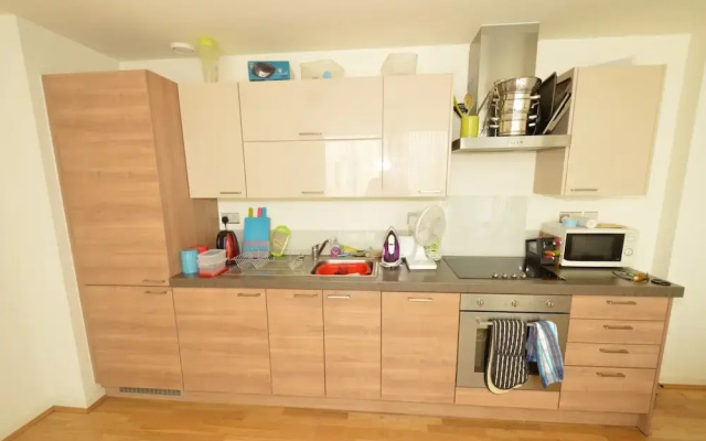 Modern 1 Bedroom in Greenwich