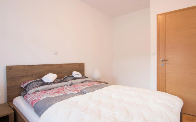 Apartman Carica