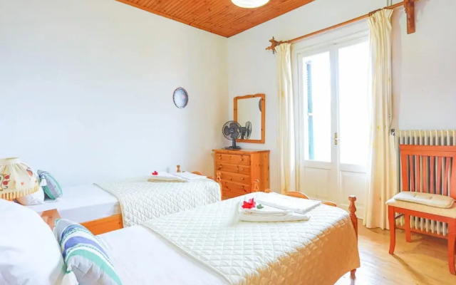 Agathi House in Gaios