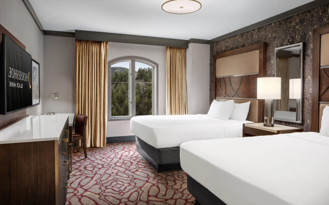 Horseshoe Black Hawk - A Caesars Rewards Destination
