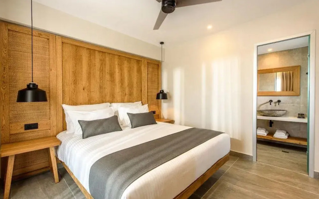 AneSea Hotel