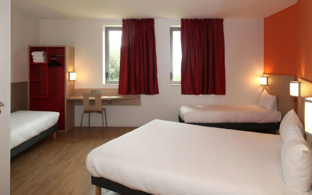 B&B HOTEL Laval Ouest