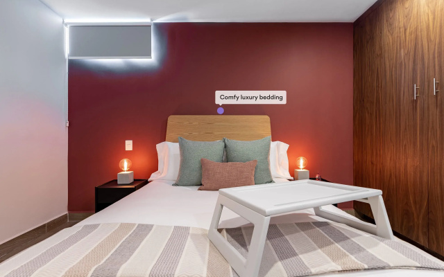 Casai Roma | 1BR | Tolsa Apartment great location
