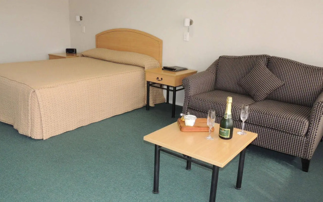 Central Motor Lodge