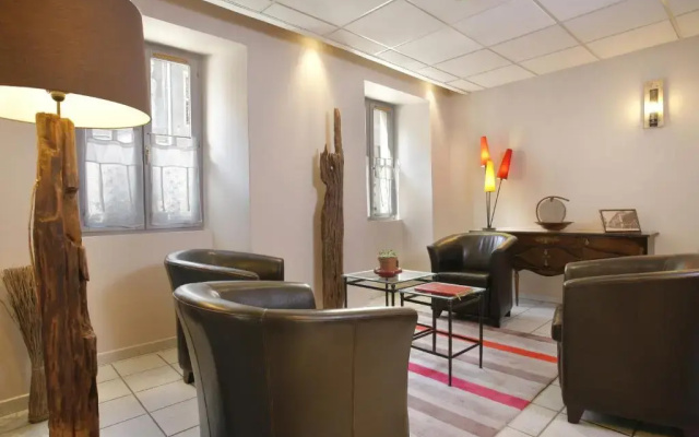 Hôtel de Genève , Faverges-Seythenex 74210, Haute Savoie