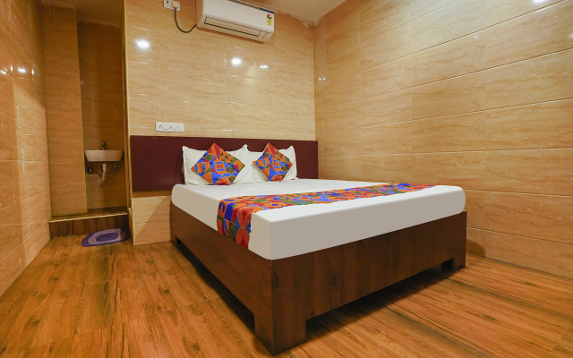 Fabexpress Arunachala Guest House