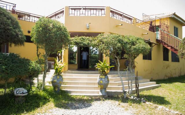 Sikaso Beach Hotel вид на фасад
