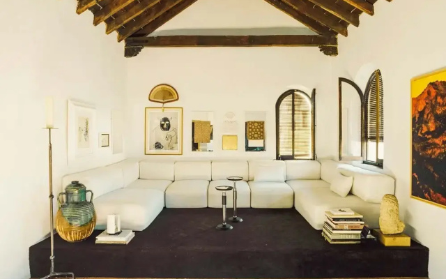 Alhambra Townhouse in Granada