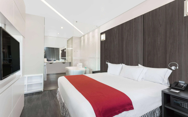 Ramada Encore by Wyndham Queretaro