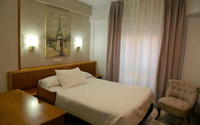 Hotel Escudero