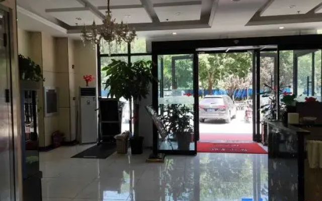 Longze Express Hotel (Beijing Daxing Taihe Road Subway Station)