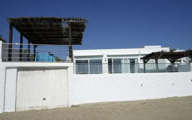 Sea Front House Marbella
