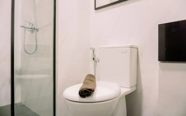 Spacious And Warm 2Br At Ciputra World 2 Apartment