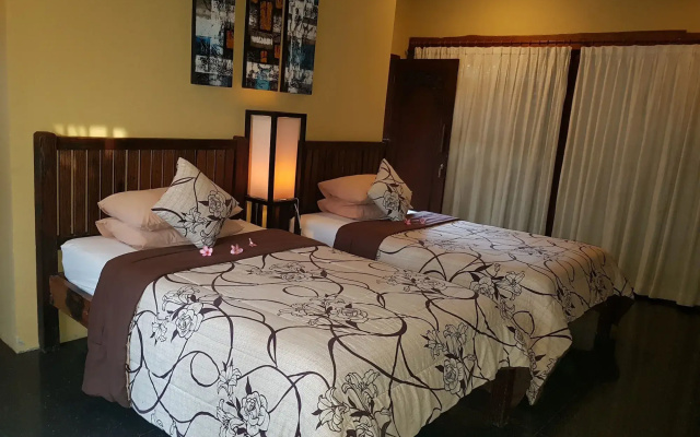 Gili Exotic Villas