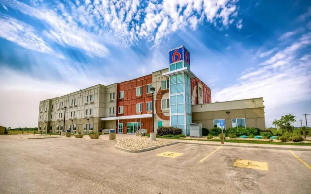 Motel 6 Headingley, MB - Winnipeg West