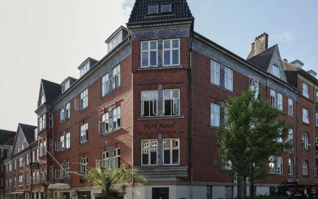 BB-Hotel Vejle Park вид на фасад