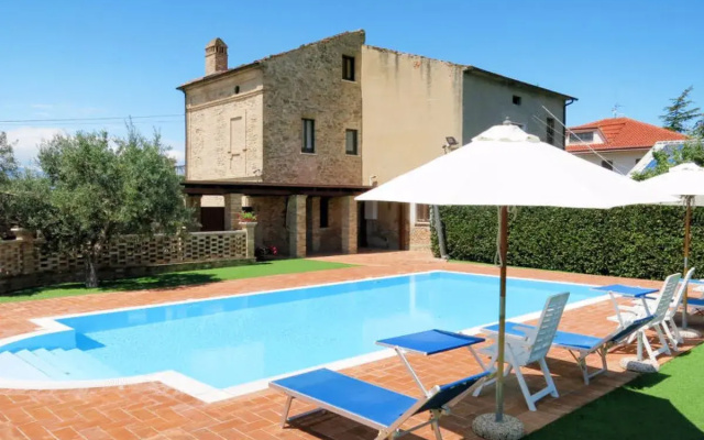 Borgo Agrituristico Il Pino (ONA200)