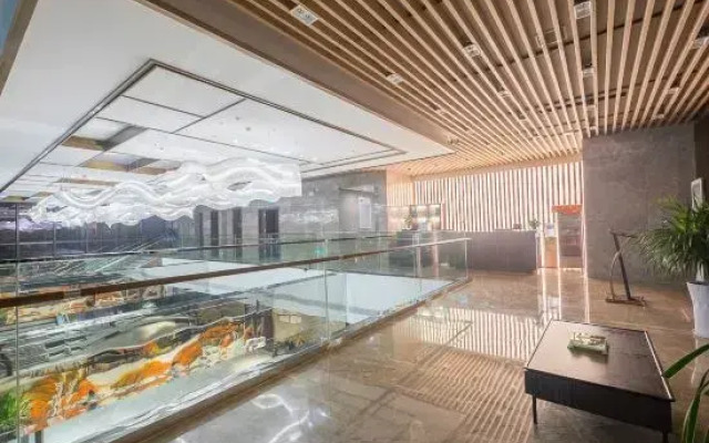 Yijia Hotel