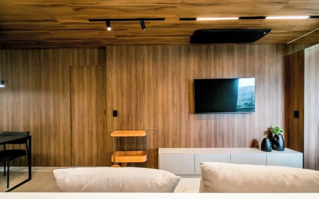 Apartamento Climatizado com Garagem em Alphaville