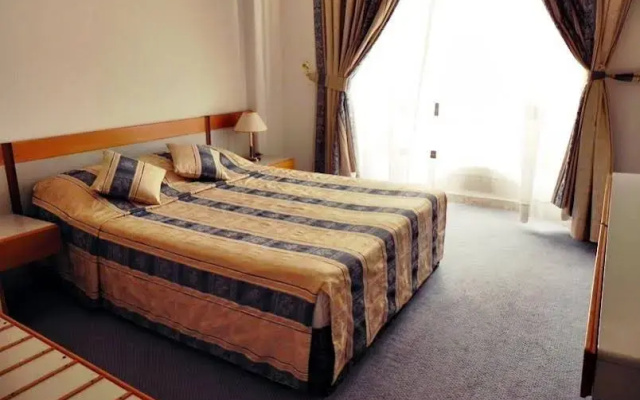 Royal Suite Hotel