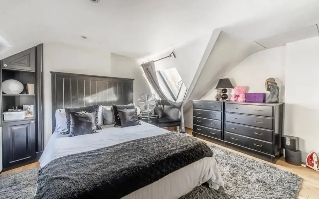 2 Bed Flat - Sleeps 4 - Balcony - Wifi
