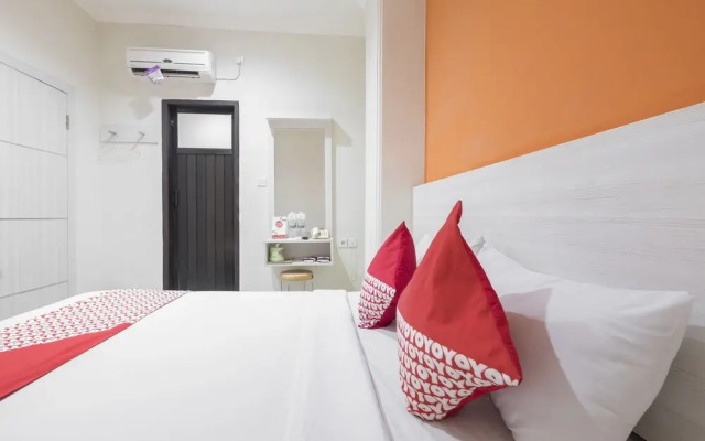 OYO 492 Alden Hotel