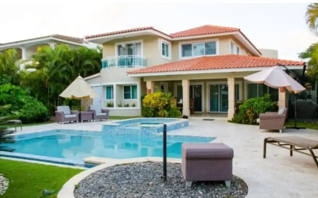 Cocotal Golf and Country Club