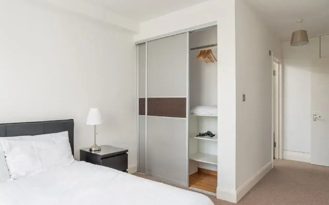 Modern Bedford Blues Apartment