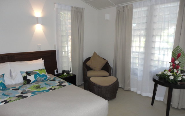Seabreeze Resort Samoa - Exclusively for adults in Siumu, Samoa from 348$, photos, reviews - zenhotels.com guestroom