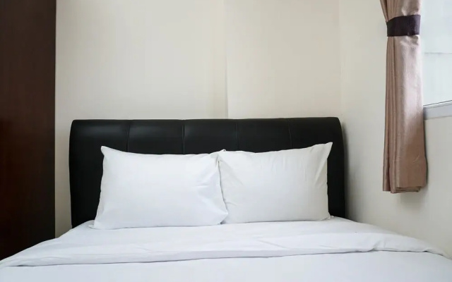 Simply Furnished 2BR Apartment at Puri Park View