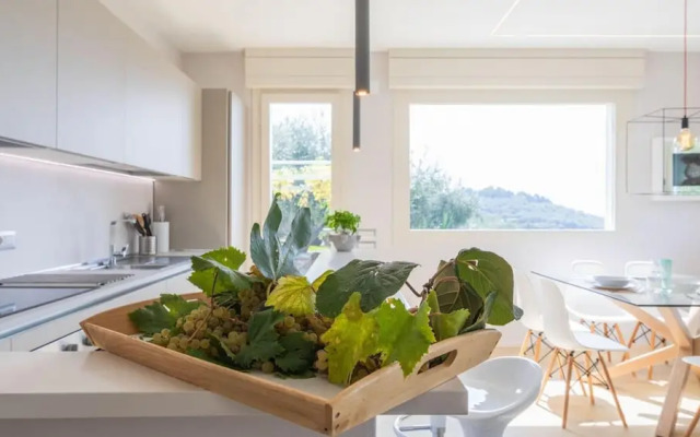 Italianway - Luxury Apartment in Modern Villa 2