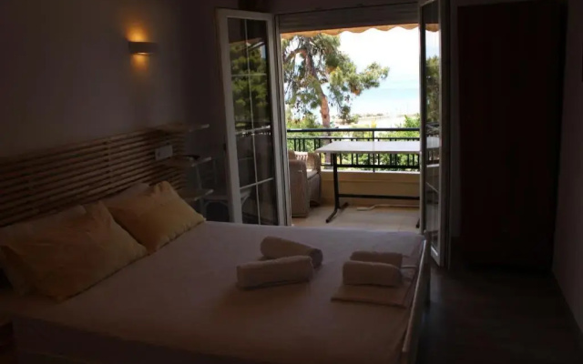 Studio Tsirigotis Sea view