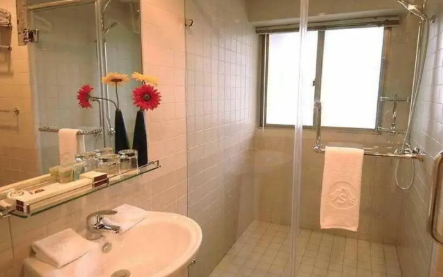 Rayfont Hongqiao Hotel & Apartment Shanghai
