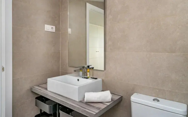 Top-floor Apartment With Pool Ref 20