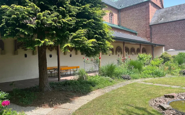Klosterhof Neustadt am Main