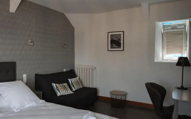 Lhotel