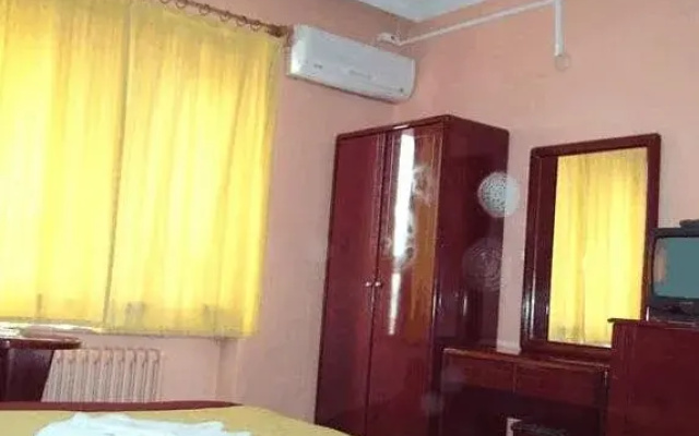 A Klas Hotel