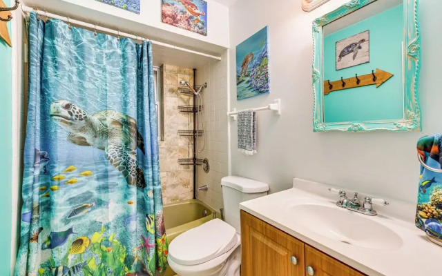 Pet-friendly Bradenton Home ~ 3 Mi to Cortez Beach