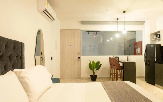 w Homely 1BR w AC Near Ciudad Amurallada