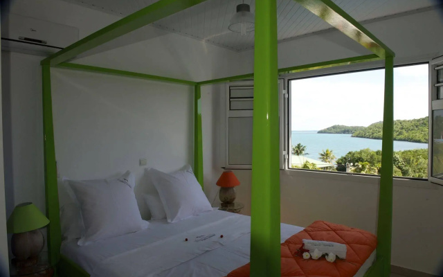 Makare Lagoon Club