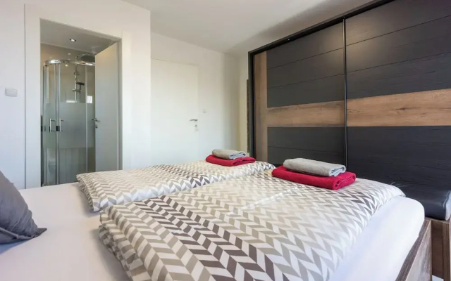 House Moderna 2