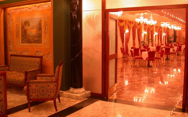 Plaza Hotel